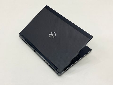 Dell Precision 7530 laptop đồ họa mạnh