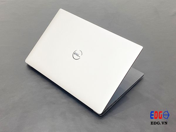 DELL モバイルワークステーション Precision 5520 4K DELL モバイルワークステーション Precision 5520 4K Dell Precision