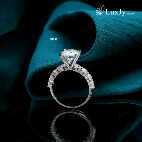  Nhẫn nữ đính Kim cương Moissanite - R1144 