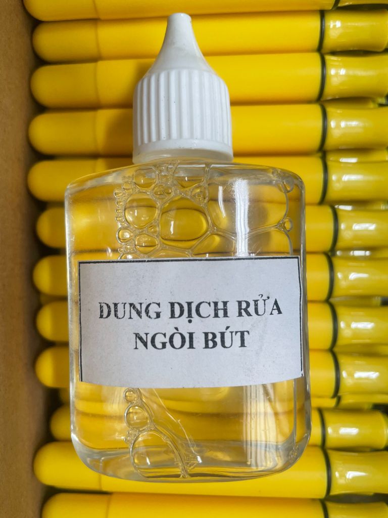 Dung dịch vệ sinh ngòi dippen và bút máy Diamine - lọ nhựa chiết 50ml