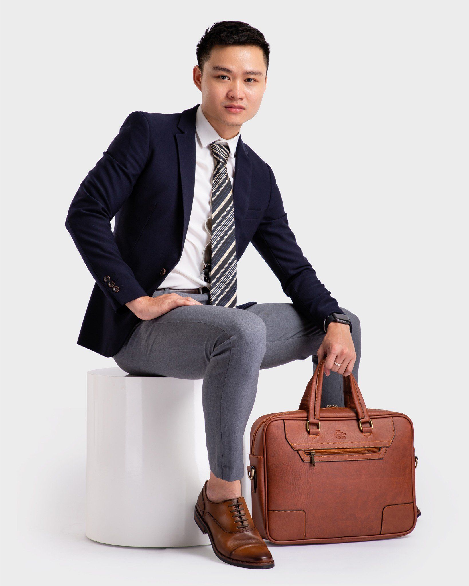 Cặp da công sở Lata CA30BD