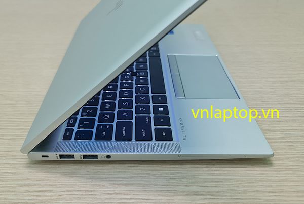 HP ELITEBOOK 840 G8 XÁCH TAY MỸ, NGOẠI HÌNH LIKE NEW, PIN LÂU.