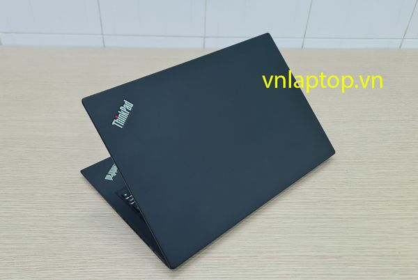 LENOVO THINKPAD X1 CARBON GEN 5, CORE I7 THẾ HỆ 7 (JAPAN).