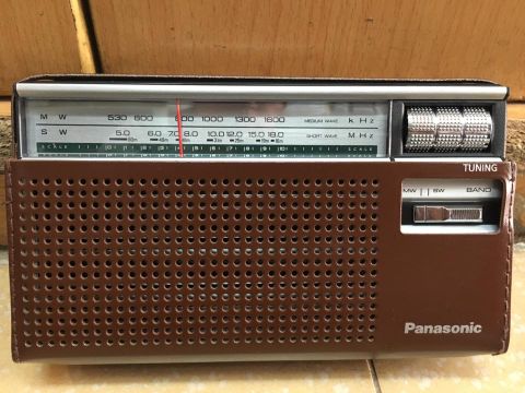 ĐÀI RADIO PANASONIC R-218D