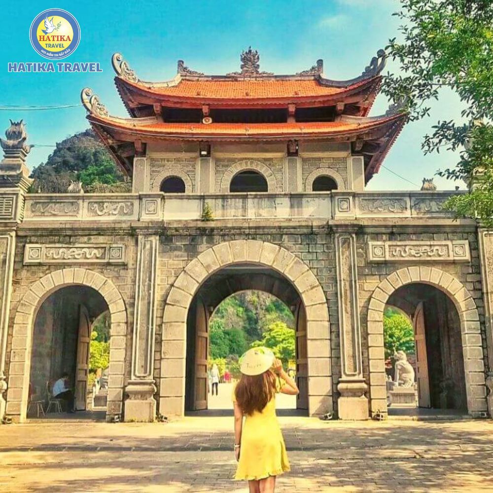 TOUR HOA LƯ - TAM CỐC - BÁI ĐÍNH - TRÀNG AN 2N1Đ