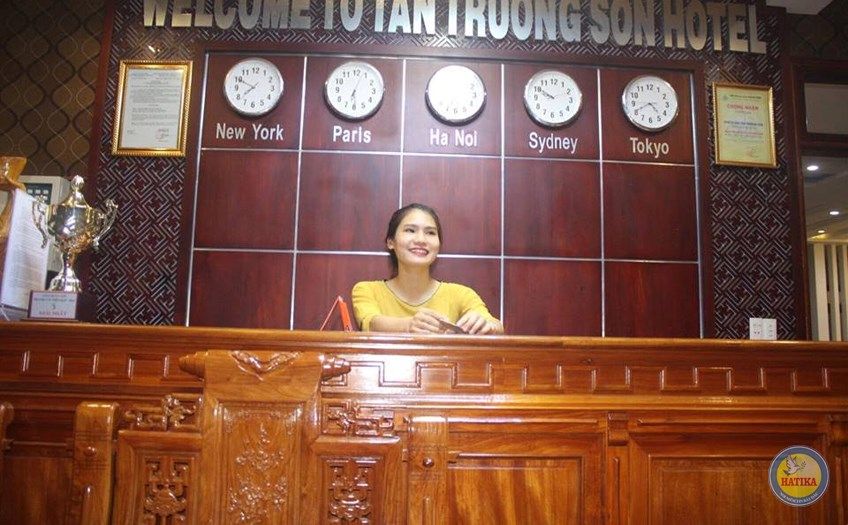 Tân Trường Sơn Hotel