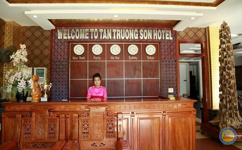Tân Trường Sơn Hotel