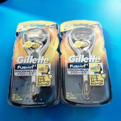 Dao cạo râu Gillette 5 lưỡi của Nhật Bản