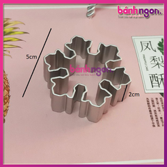 Khuôn Nhấn Cutter Cookie / Khuôn Nhấn Bánh Dứa / Bánh Quy Nhiều Hình Ngộ Nghĩnh