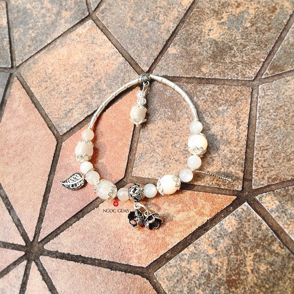 Lắc Rainbow Moonstone