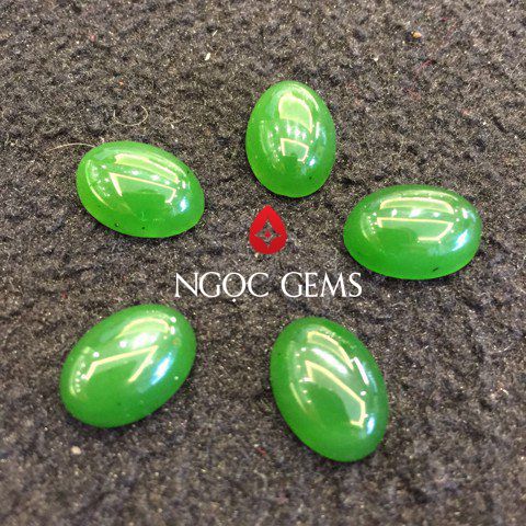 Mặt Nephrite hình cầu