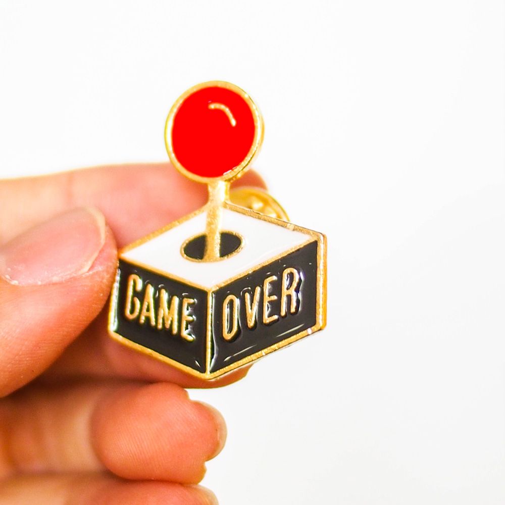 Game over - Pin sticker ghim cài áo