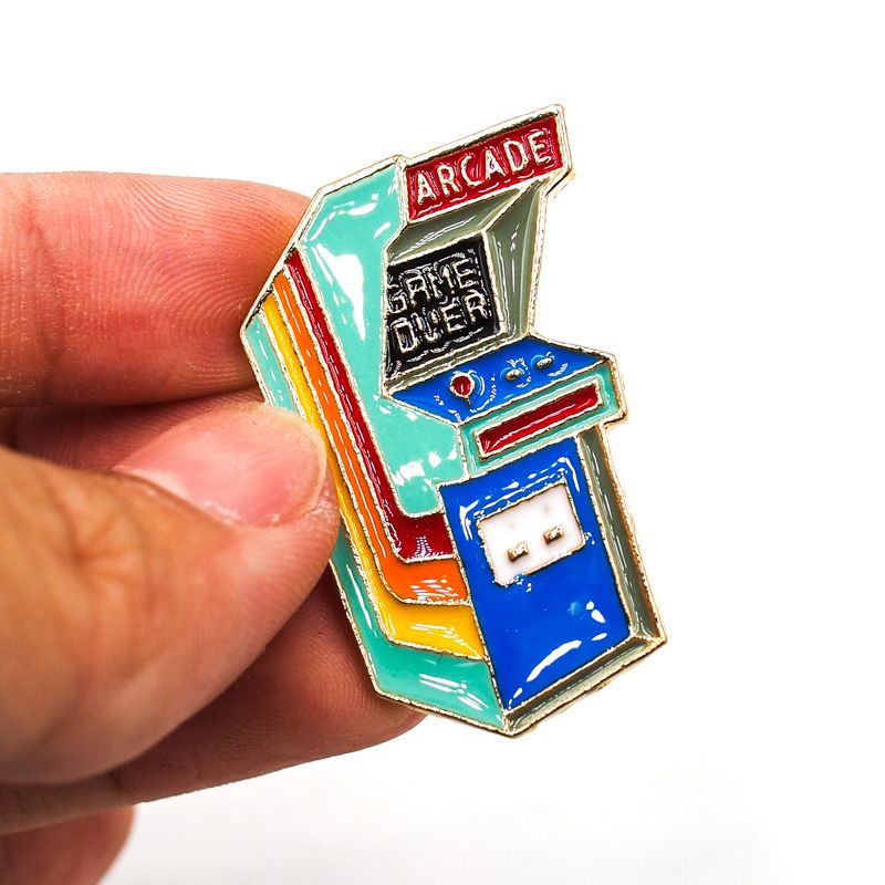 Máy game thùng ARCADE 2x3.5cm - Pin sticker ghim cài áo