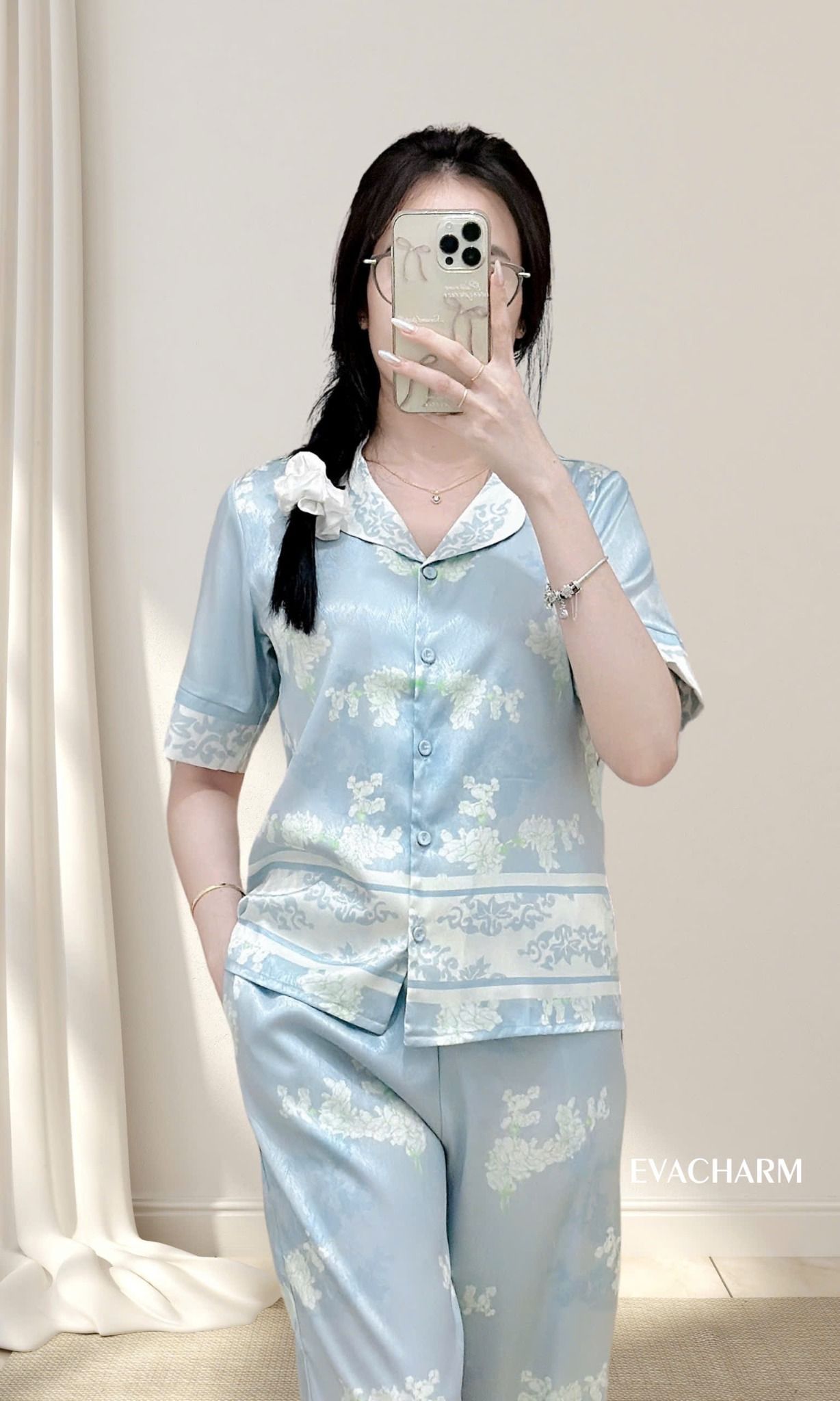 Bộ mặc nhà tay ngắn quần dài chất lụa vân gỗ cao cấp mềm mịn