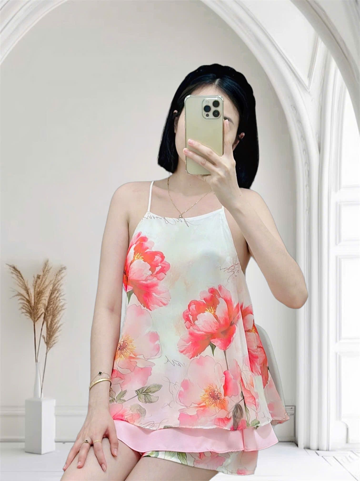 Bộ yếm lụa đùi phối voan hai lớp
