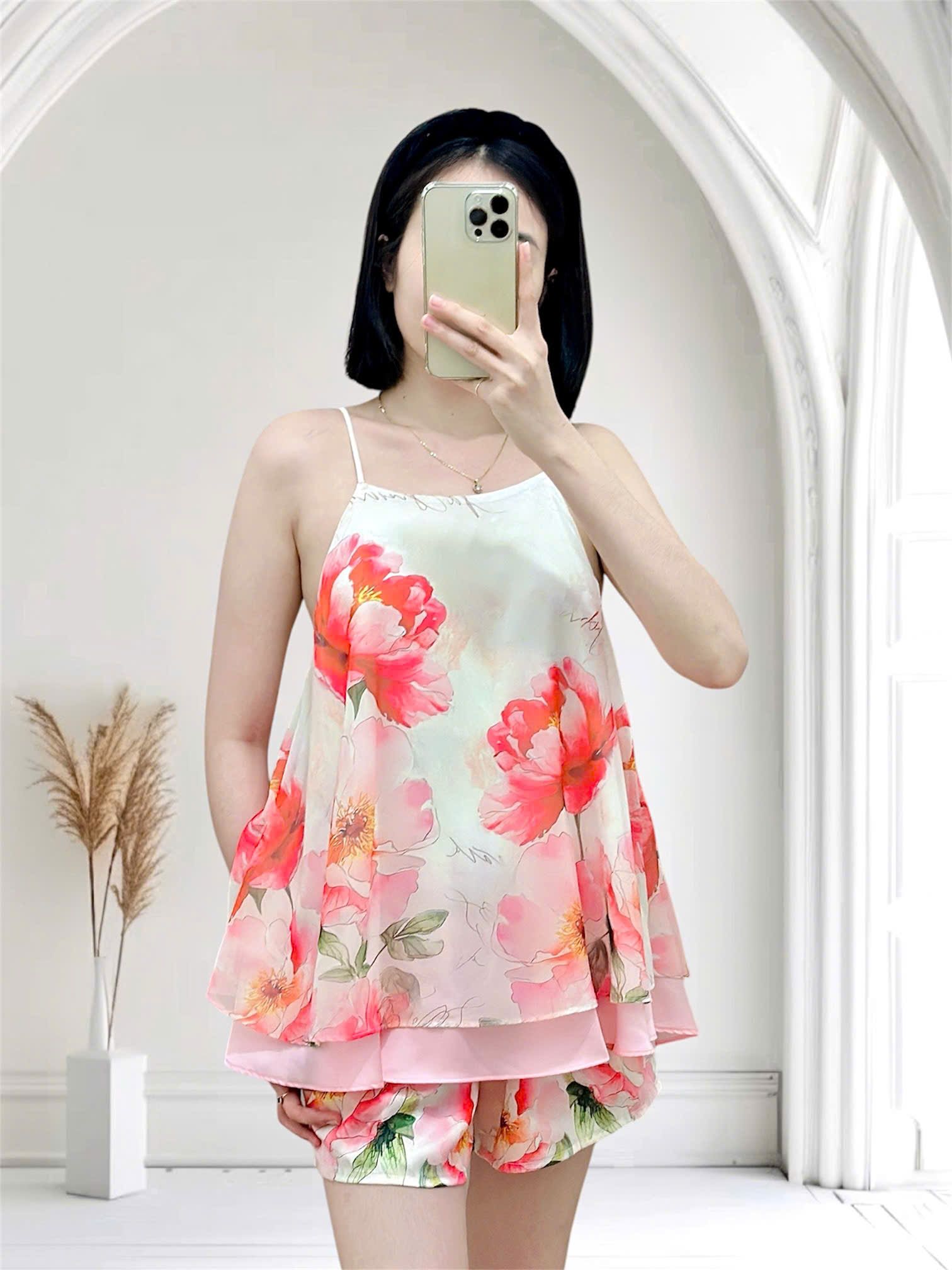 Bộ yếm lụa đùi phối voan hai lớp