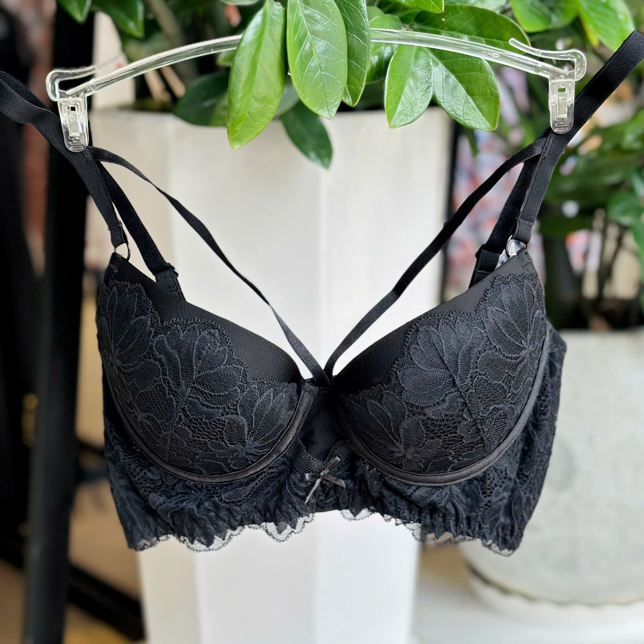 Áo ngực ren mút đệm nâng vừa, bảng lưng to ôm