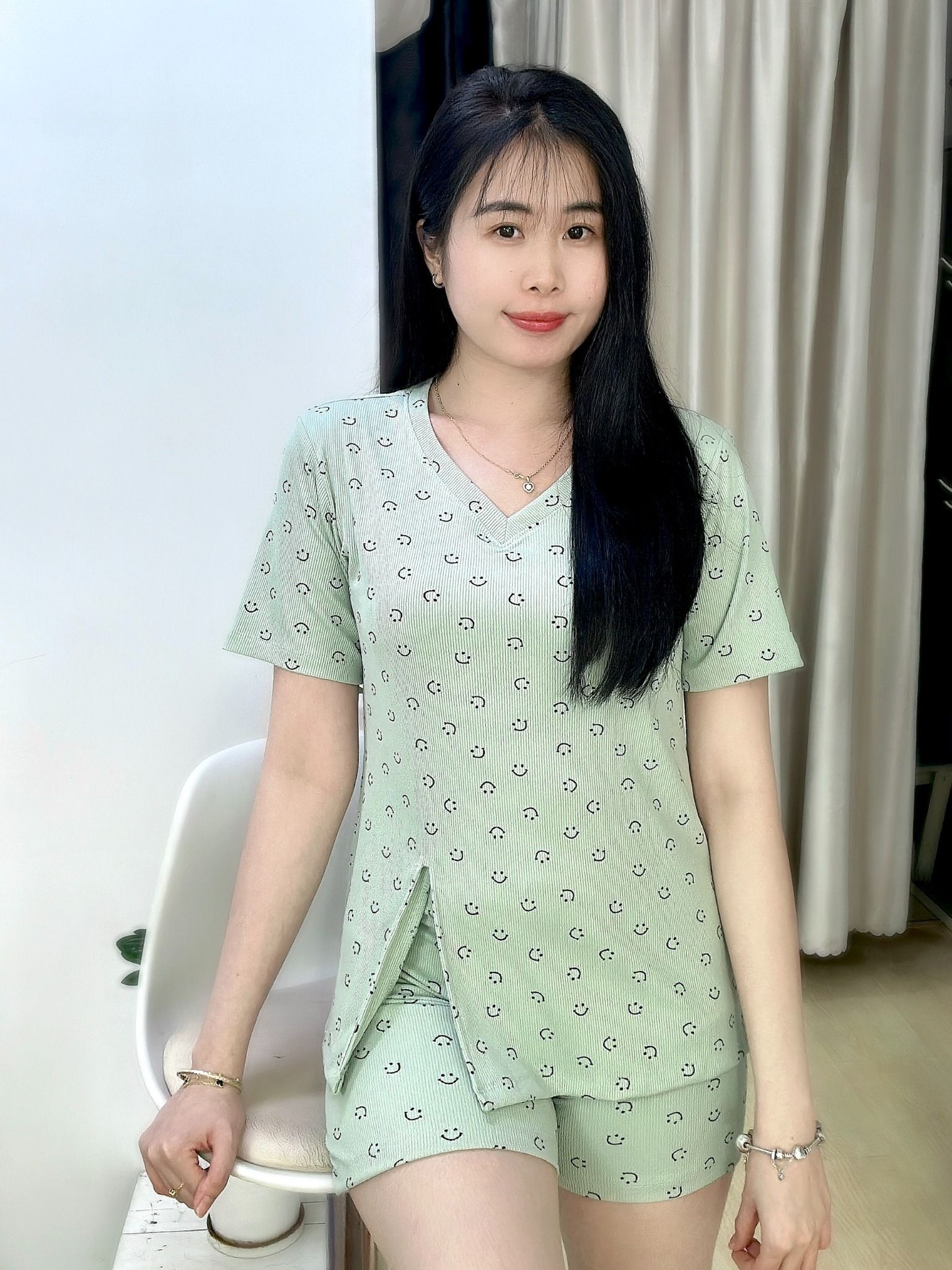 Bộ thun gân mặc nhà tay ngắn quần đùi màu xanh ngọc