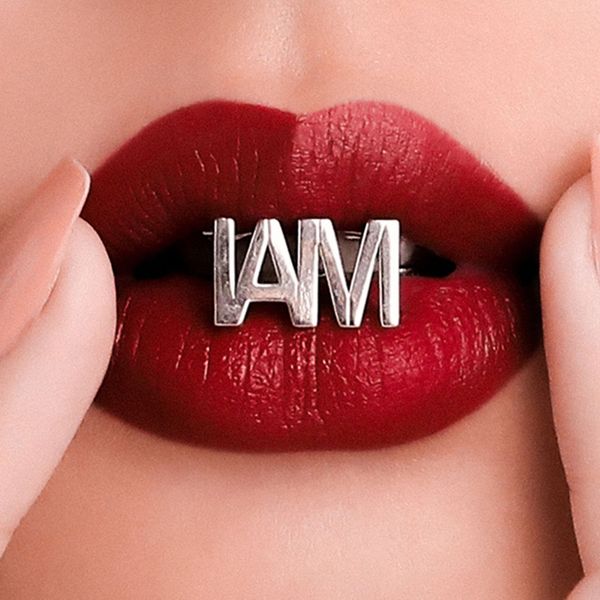  Son thỏi IAM LIP MATTE - Màu Đỏ Rượu Vang - MERLOT 713 