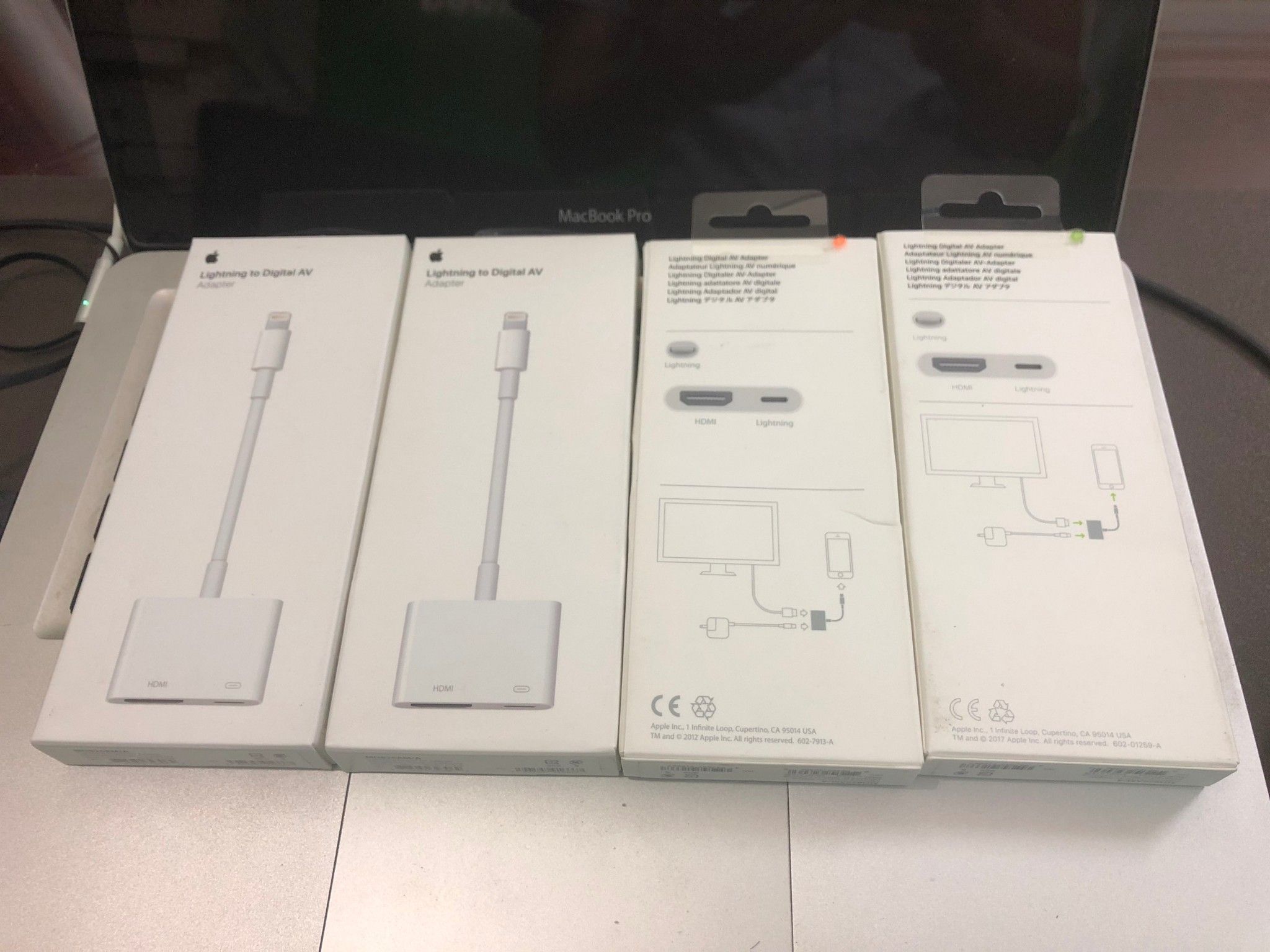  Cáp Lightning to HDMI cho iPhone iPad (hàng chính hãng) 