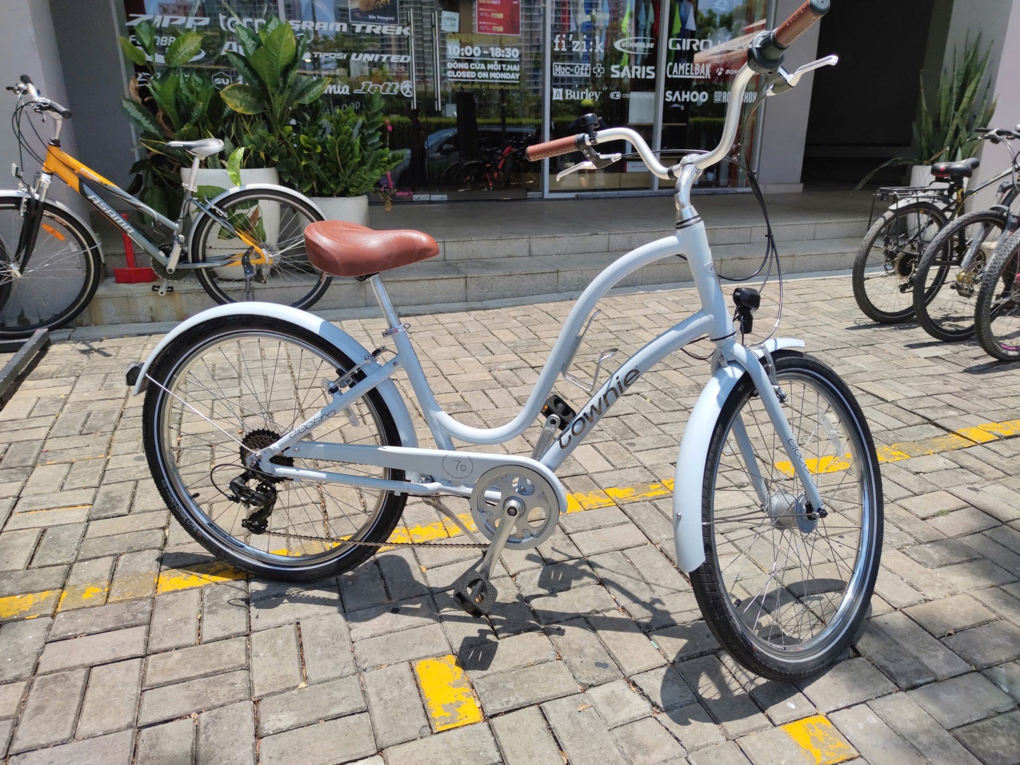 Xe Đạp Cũ | Townie 7D EQ Step-Thru