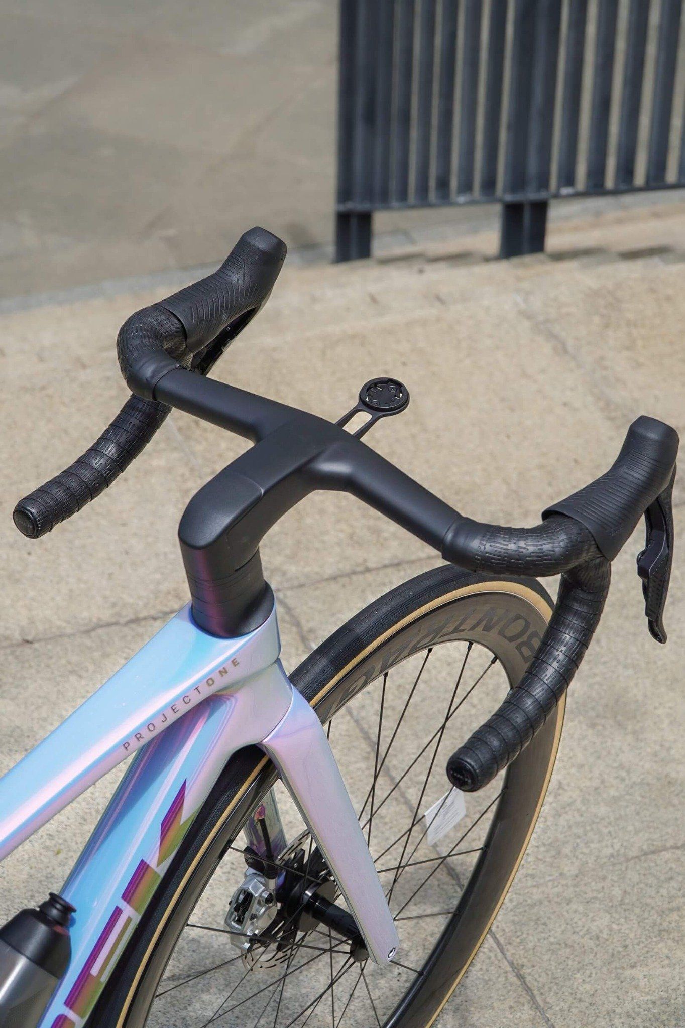 Xe Đạp Đua Project One ICON | Madone SLR 9 AXS Gen 8 Tête de la Course