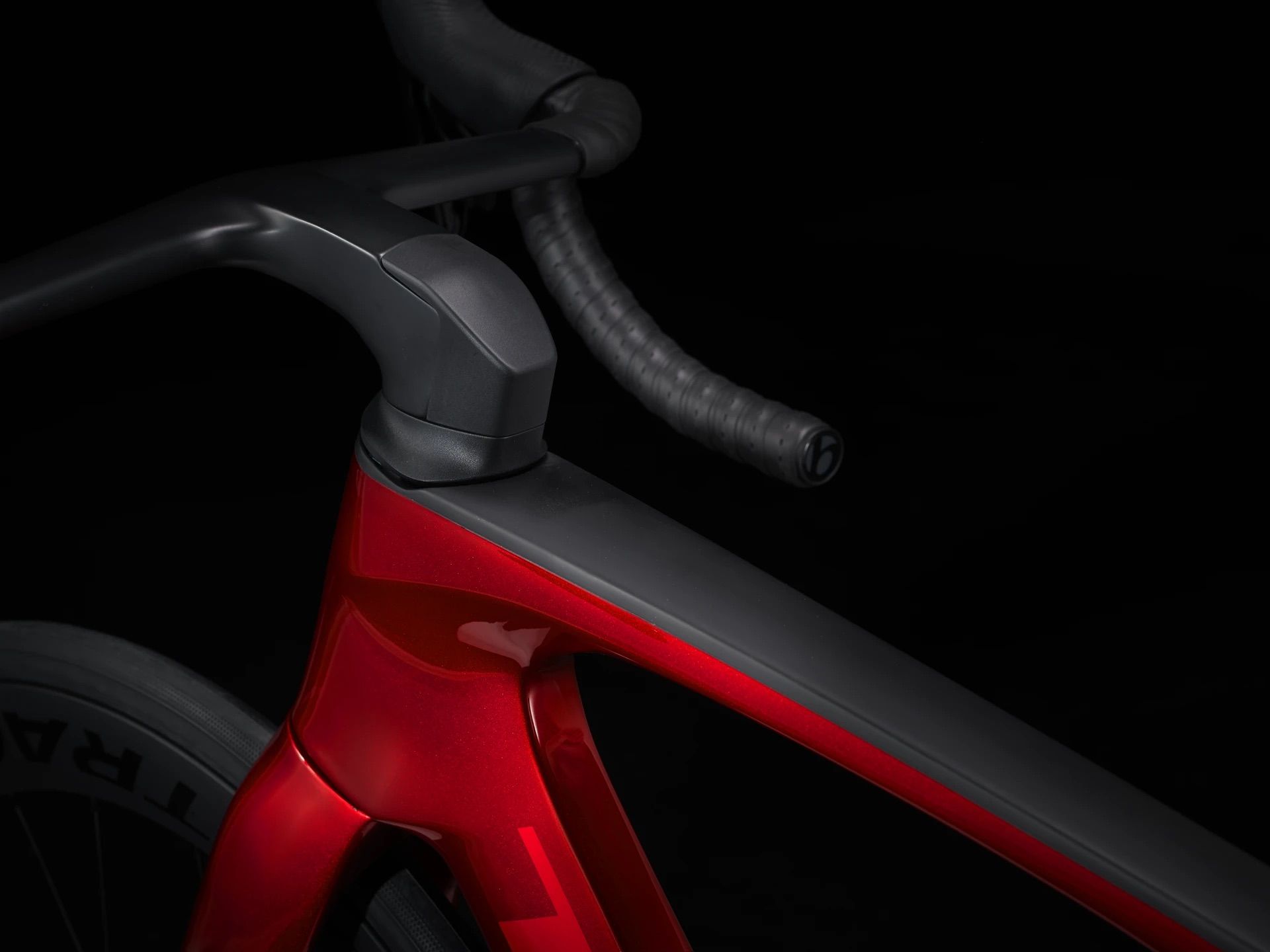 Xe Đạp Đua | Madone SLR 7 AXS Gen 7