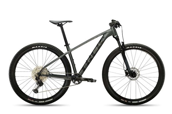 Xe Đạp Địa Hình Trek | X-Caliber 8 [2023]