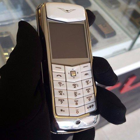 Vertu Constellation Pure White