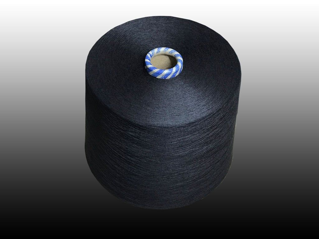 Recycled polytester colored spun yarn  for weaving/knitting