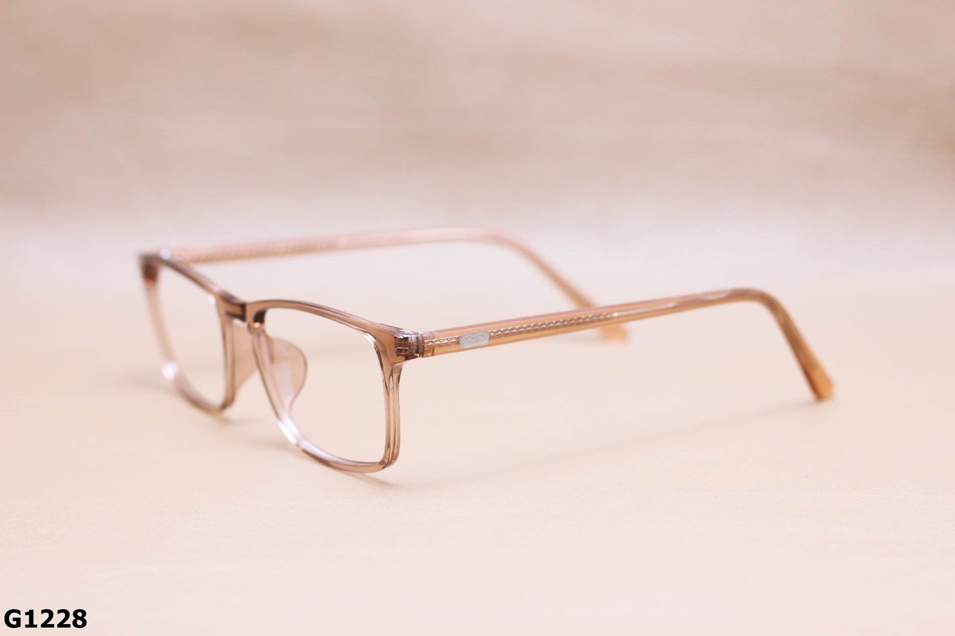 Gọng Kính Cận Nhựa Dẻo TR90 Dáng Vuông Bầu Unisex - G1228