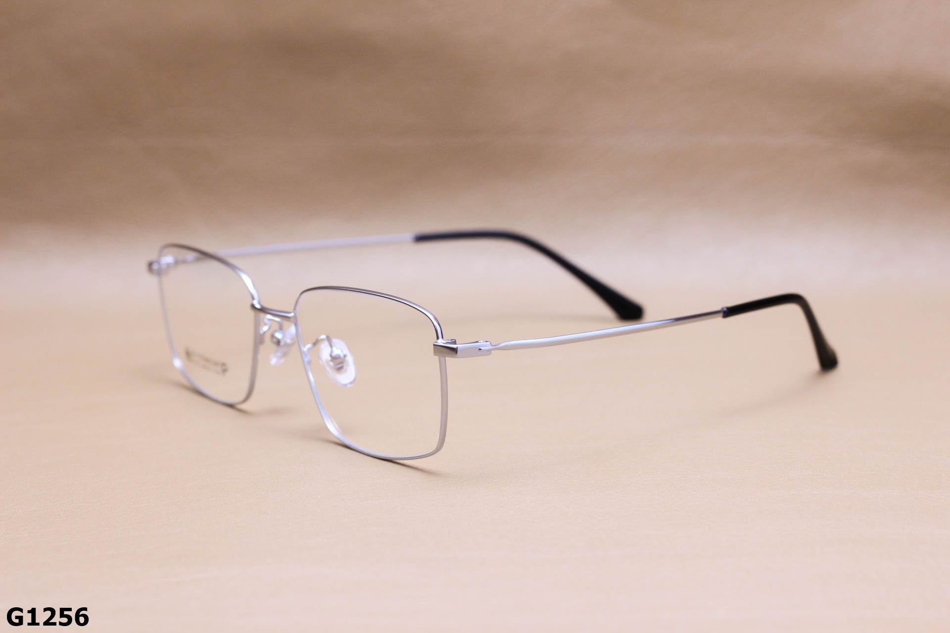 Gọng Kính Cận Dáng Vuông Unisex,Titanium Cao Cấp - G1256