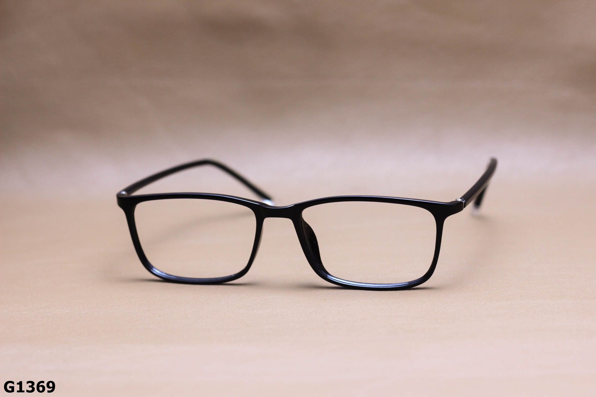 Gọng Kính Cận Nhựa Dẻo TR90 Dáng Vuông Bầu Unisex - G1369