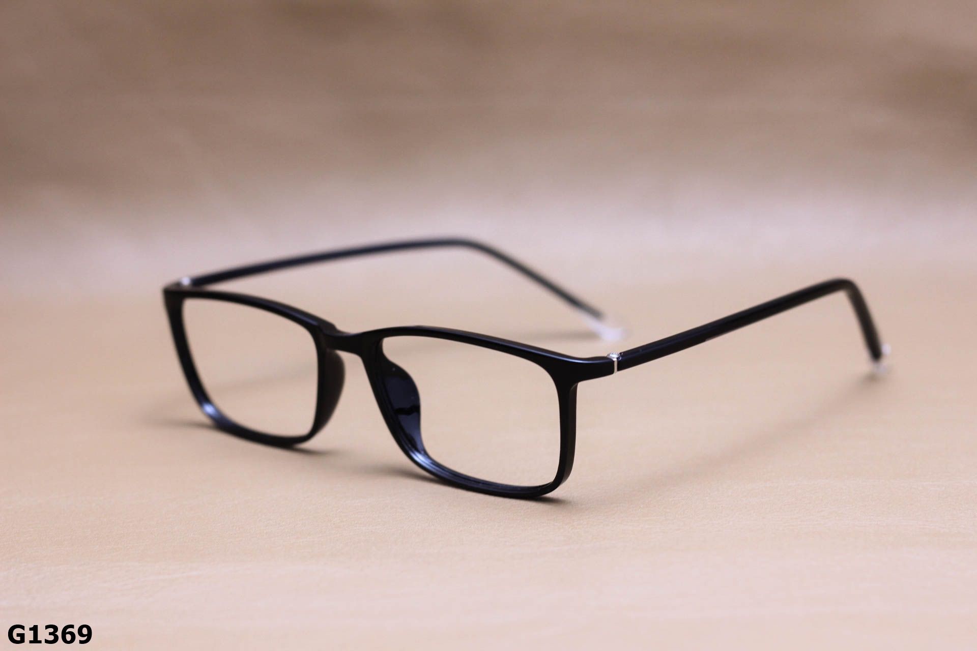 Gọng Kính Cận Nhựa Dẻo TR90 Dáng Vuông Bầu Unisex - G1369