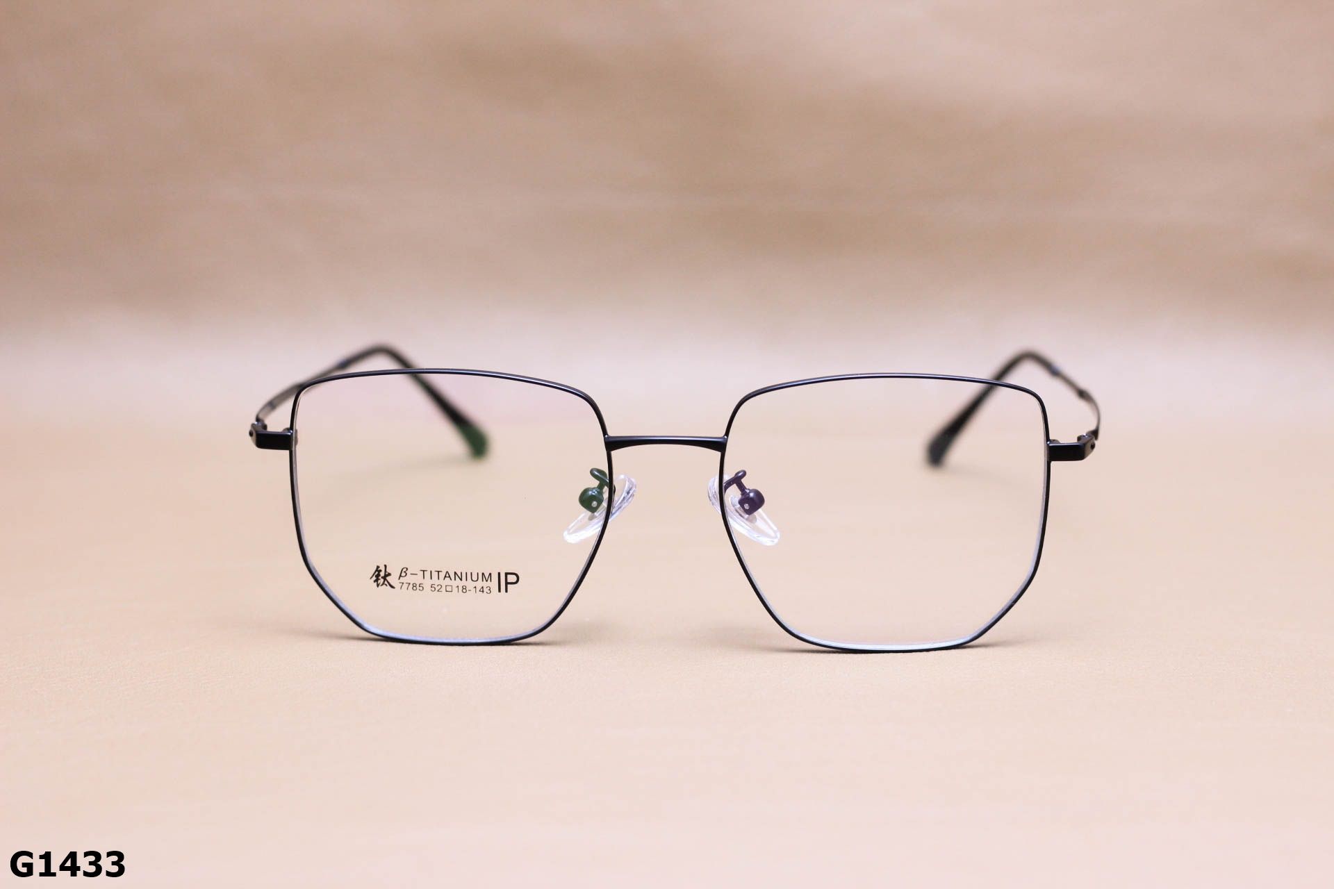 Gọng Kính Cận Titanium Vuông To Thời Trang Cao Cấp Unisex - G1433