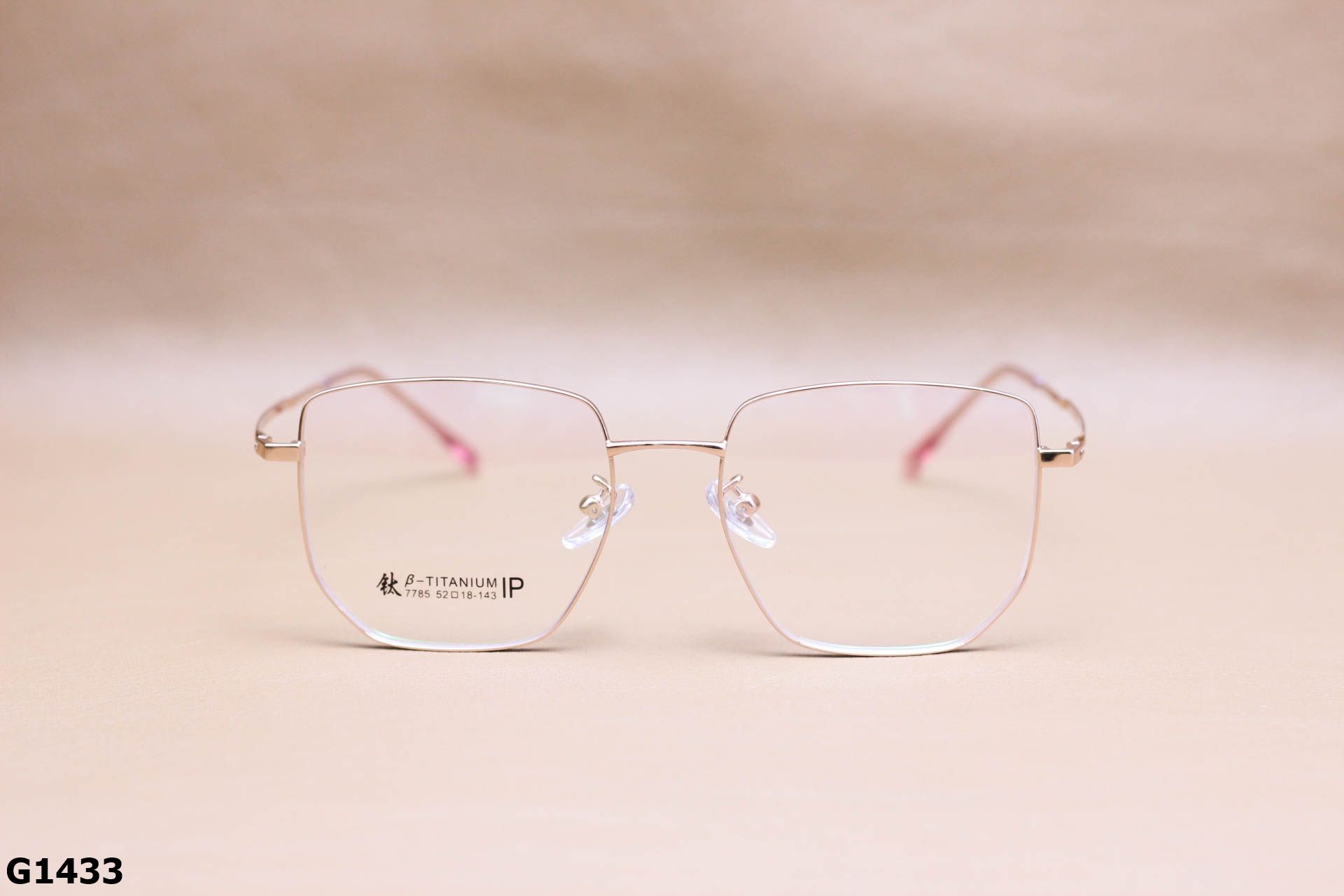 Gọng Kính Cận Titanium Vuông To Thời Trang Cao Cấp Unisex - G1433