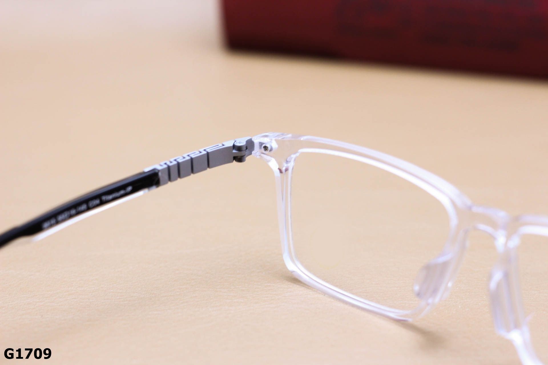 Gọng Kính Cận Dáng Vuông Thời Trang Unisex, Chất Liệu Titanium IP Cao Cấp - G1709
