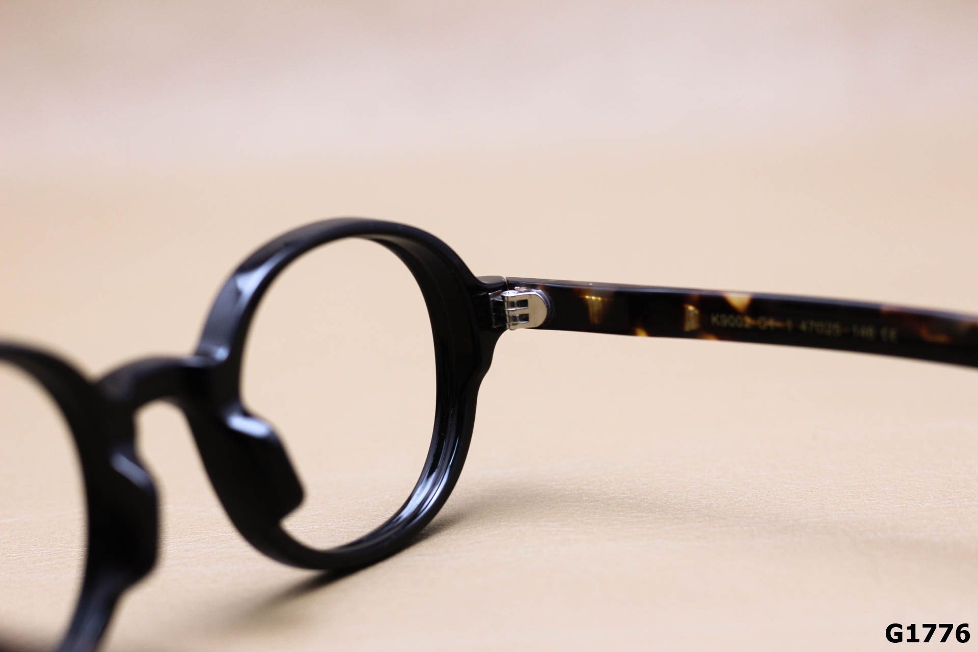Gọng Kính Cận Nhựa Acetate Nguyên Khối, Dáng Tròn Ngố Thời Trang Unisex - G1776