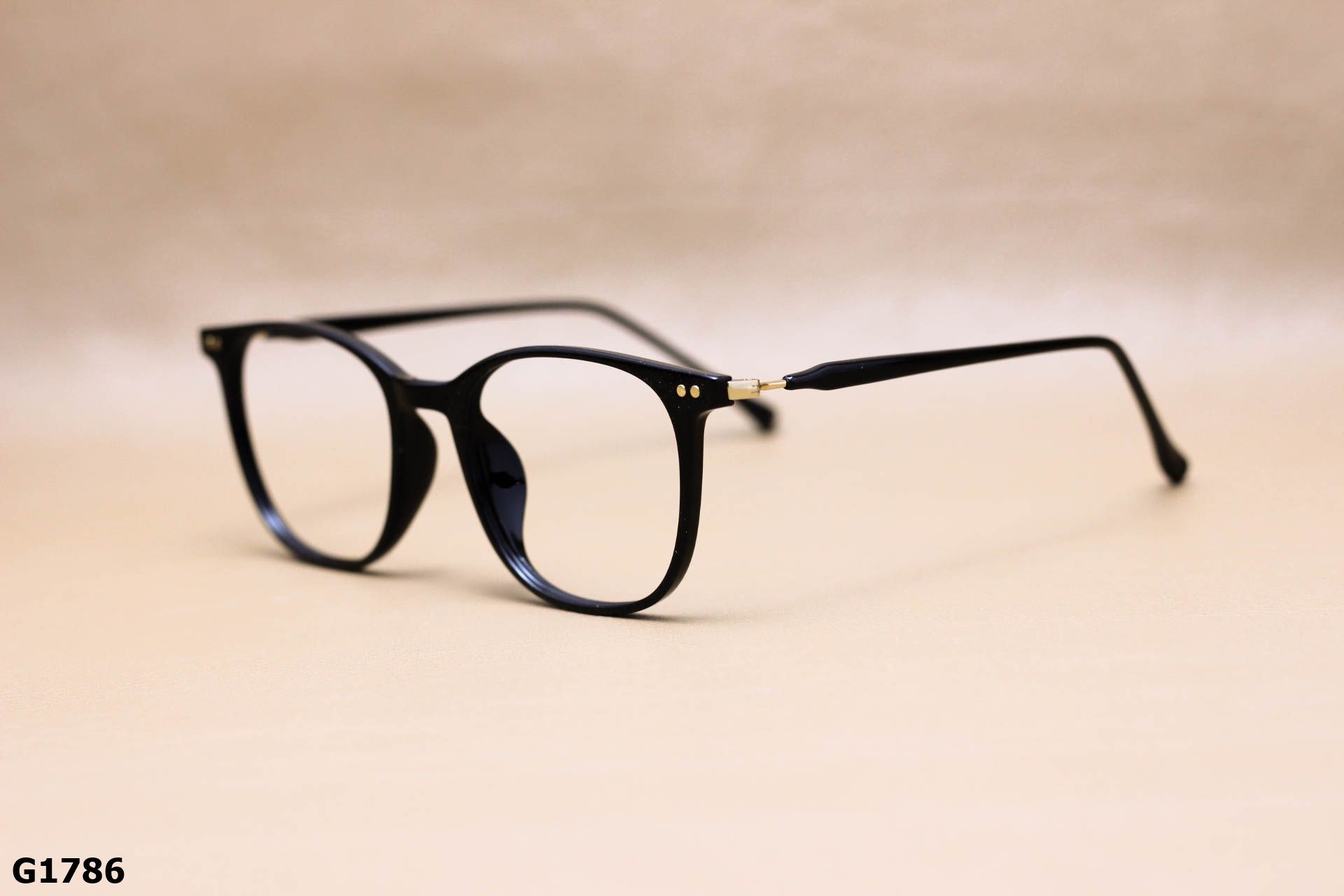 Gọng Kính Cận Nhựa Dẻo TR90 Thanh Mảnh, Dáng Vuông Bầu Thời Trang Unisex - G1786