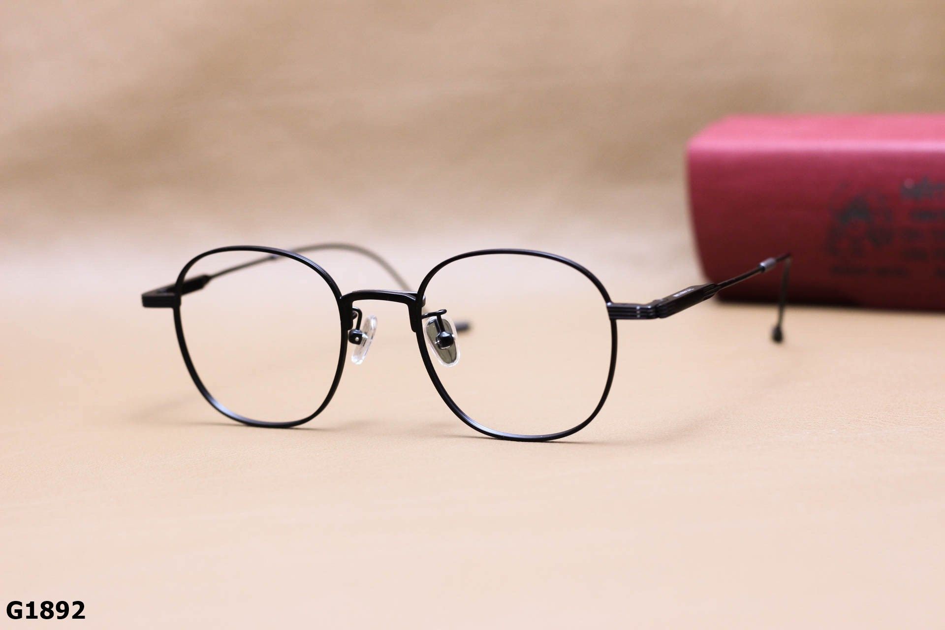Gọng Kính Cận Tròn Ngố Thời Trang Unisex, Chất B-Titanium Cao Cấp Thanh Mảnh - G1892