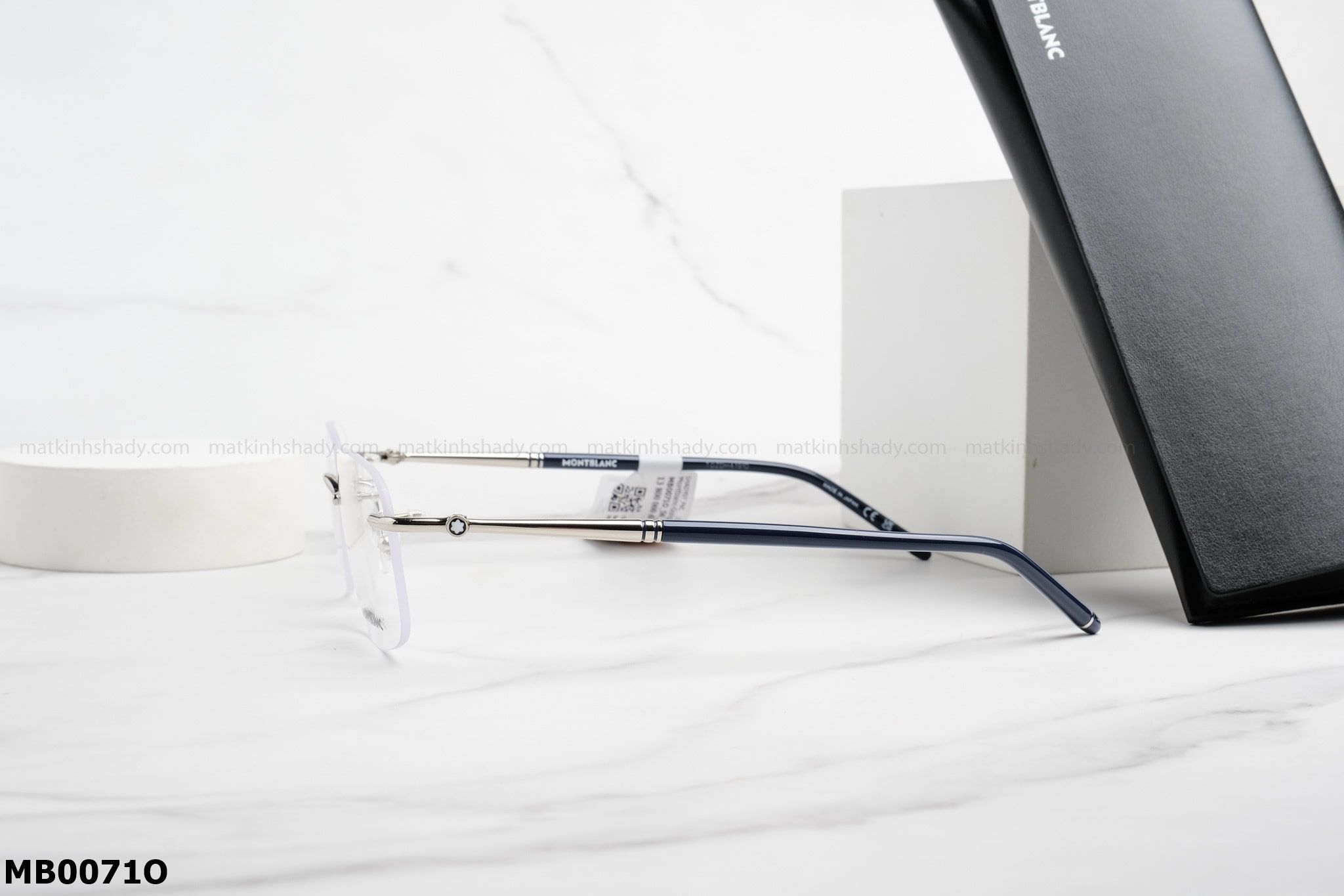  Montblanc Eyewear - Glasses - MB0071O 