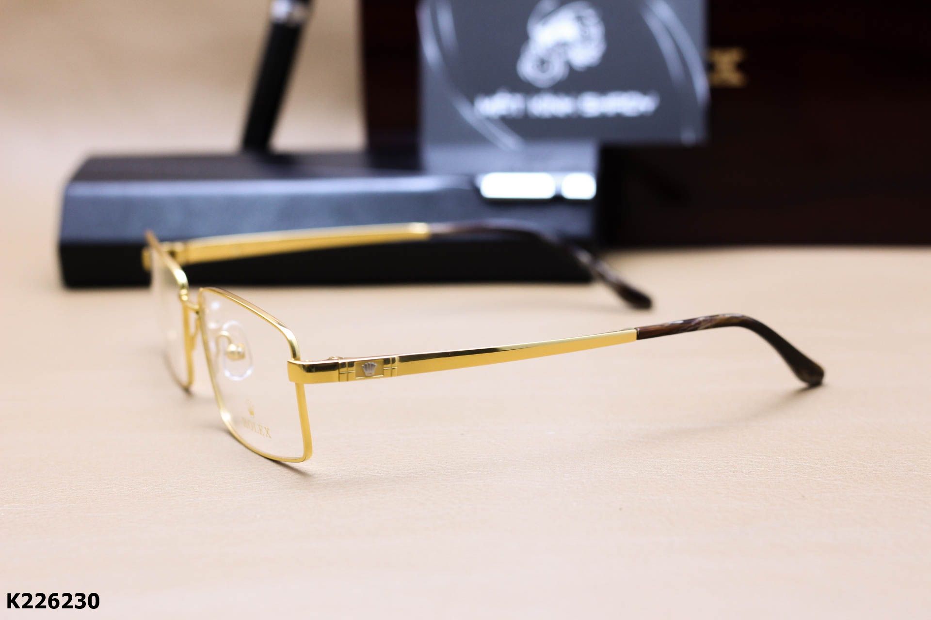Gọng Kính Cận Thời Trang Nam, Titanium Mạ Vàng 18K Cao Cấp - K226230