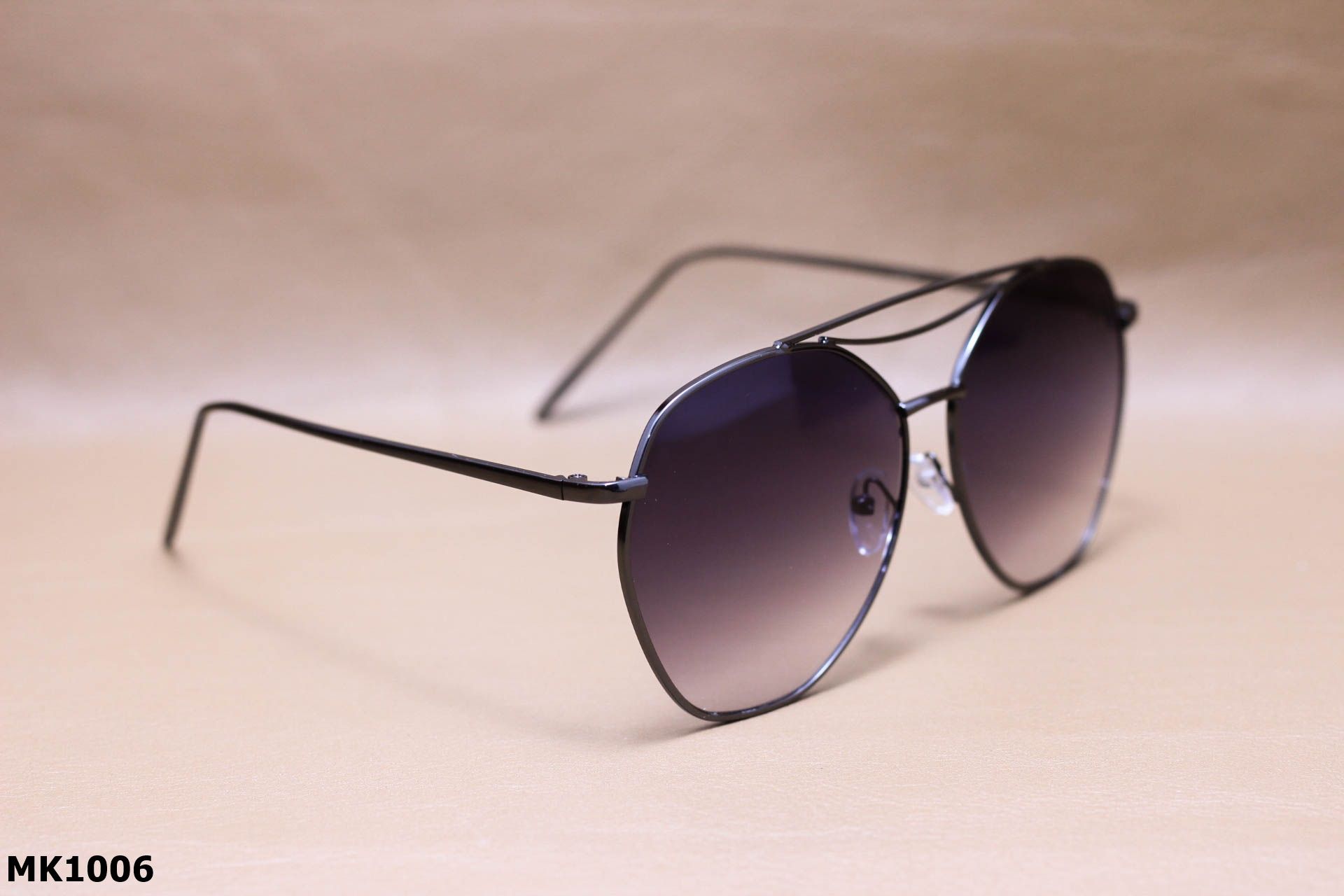 Kính Mát Thời Trang Unisex, Tròng Mặt Phẳng Hiện Đại - MK1006