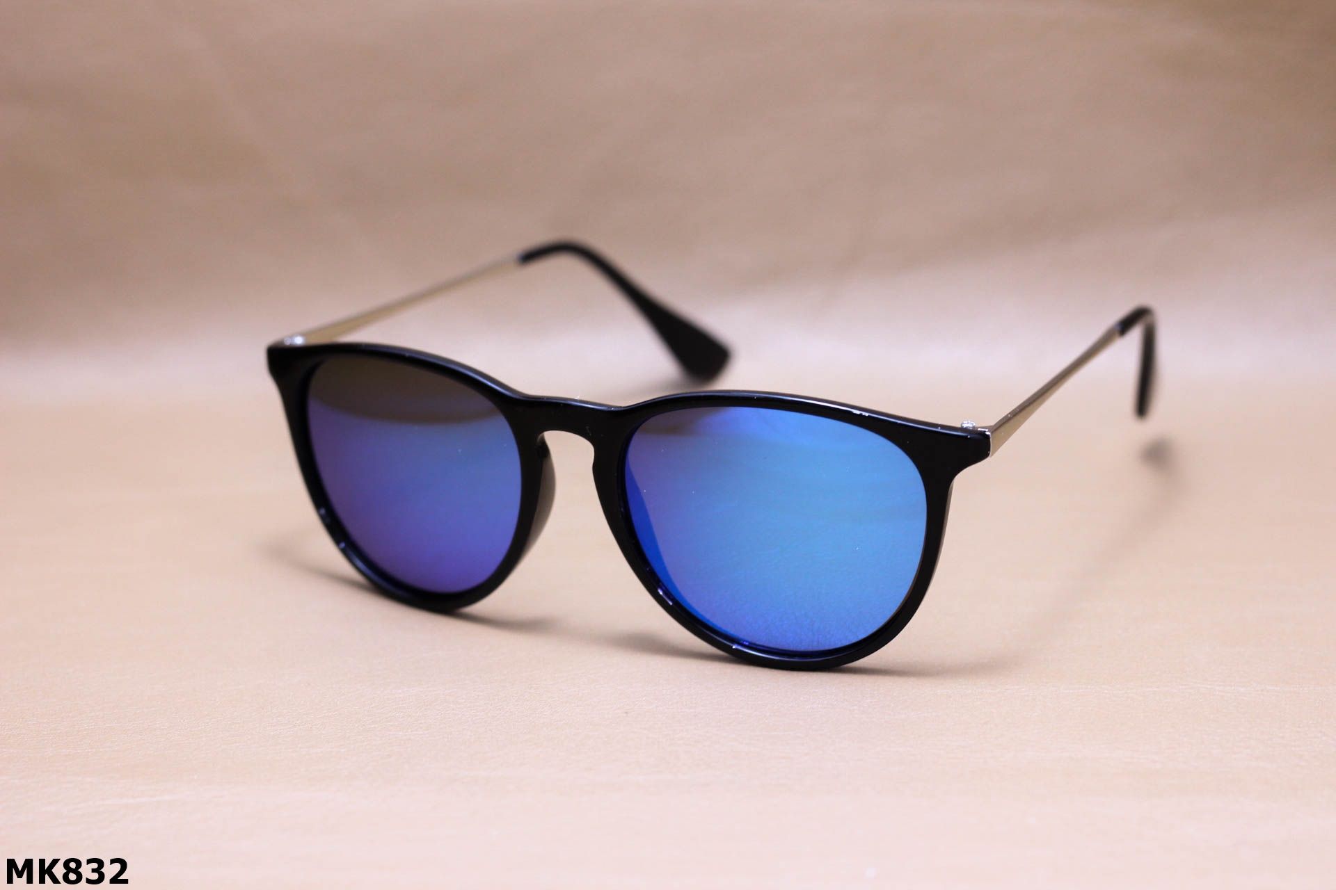 Kính Mát Thời Trang Unisex, Tròng Chống Bể - MK832