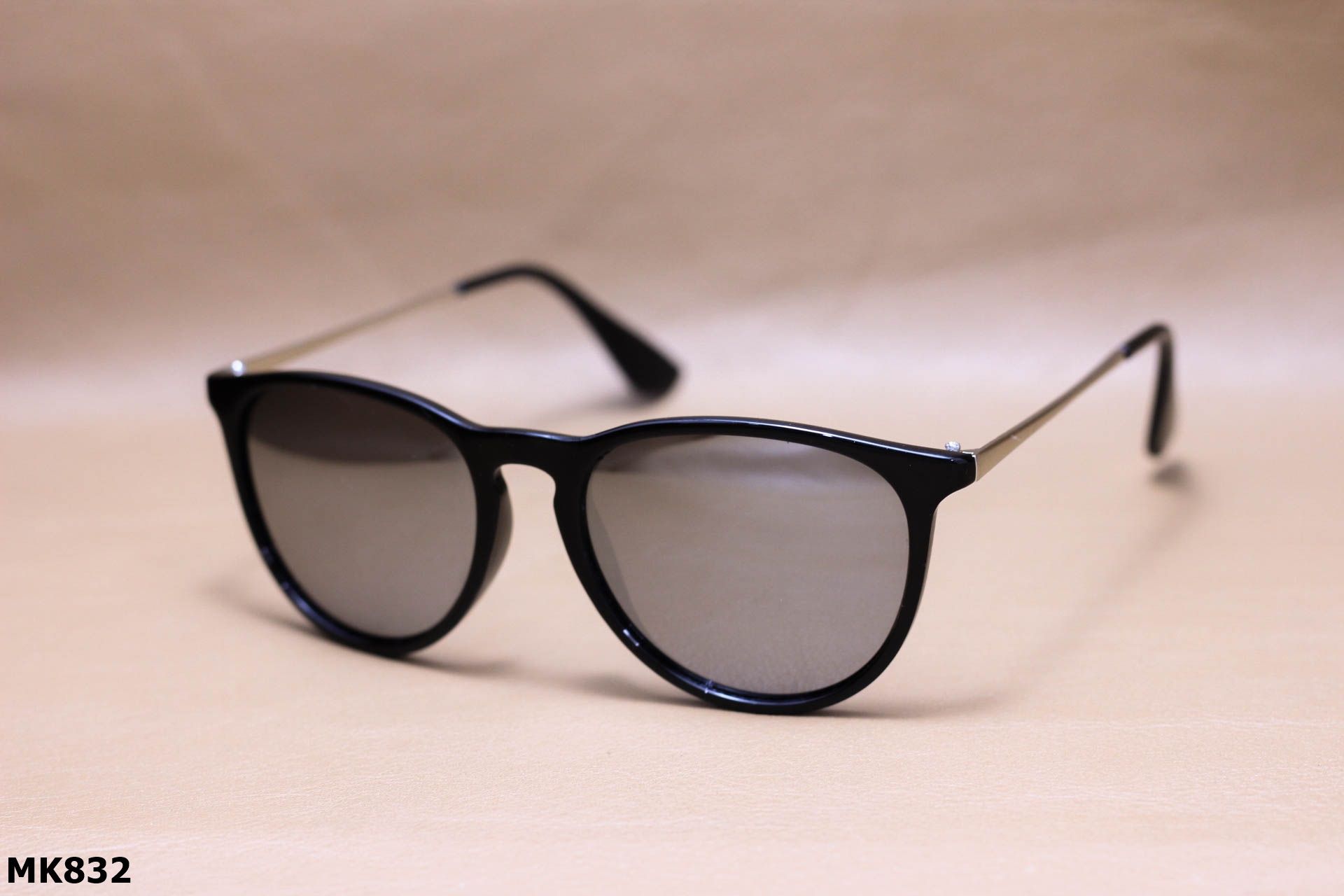 Kính Mát Thời Trang Unisex, Tròng Chống Bể - MK832