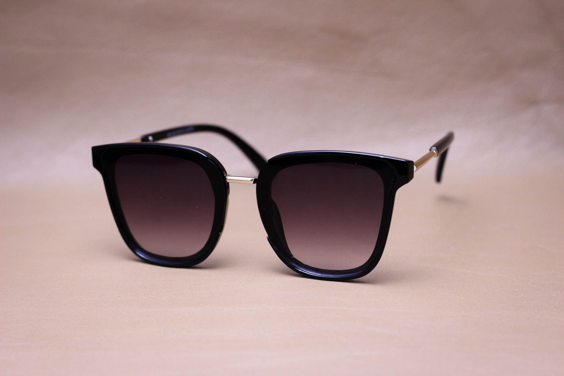Kính Mát Thời Trang Tràn Viền Unisex, Tròng Polycarbonate Chống UV - MK932