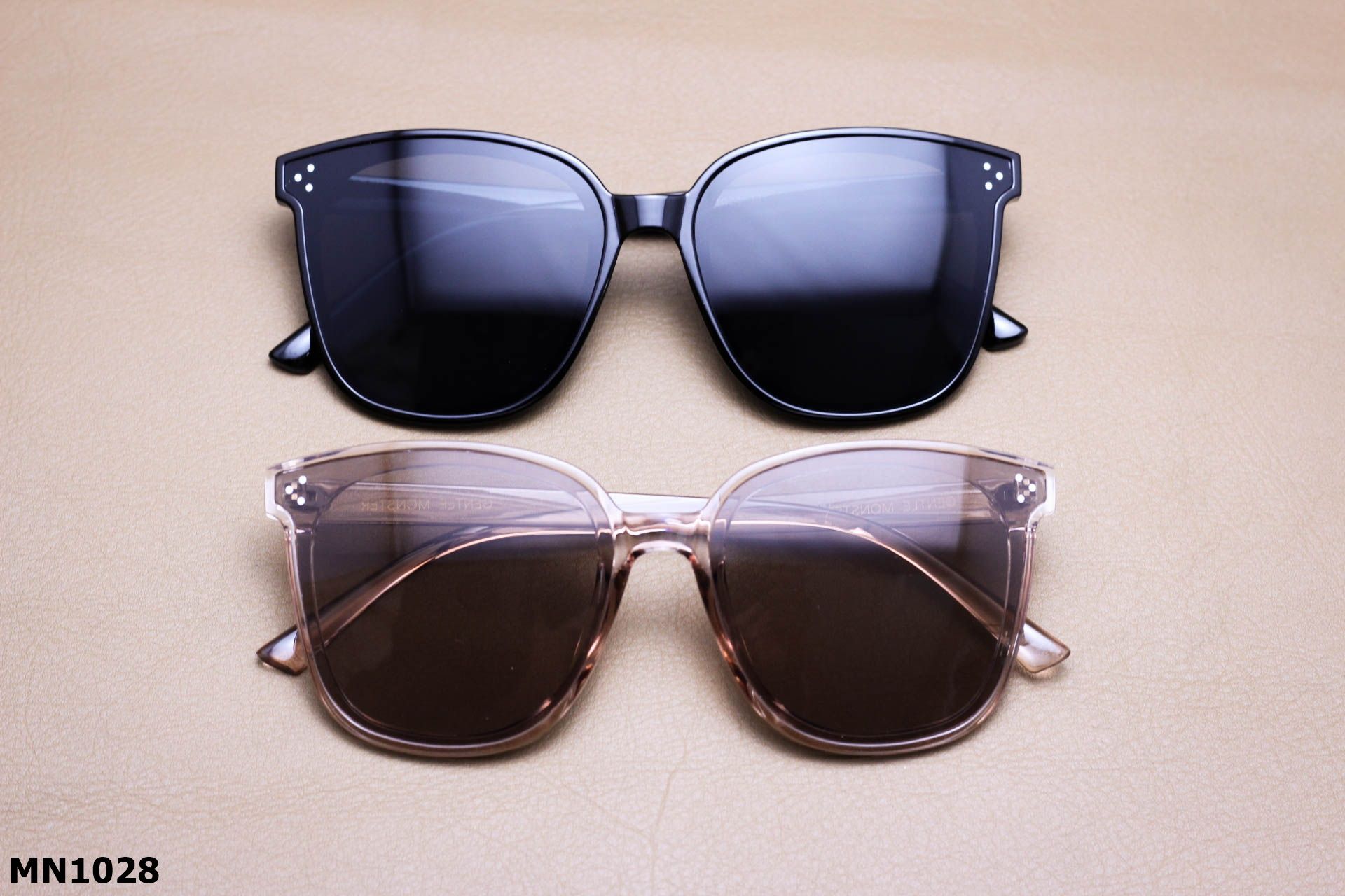 Kính Mát Nhựa Thời Trang Unisex, Chống UV400 - MN1028