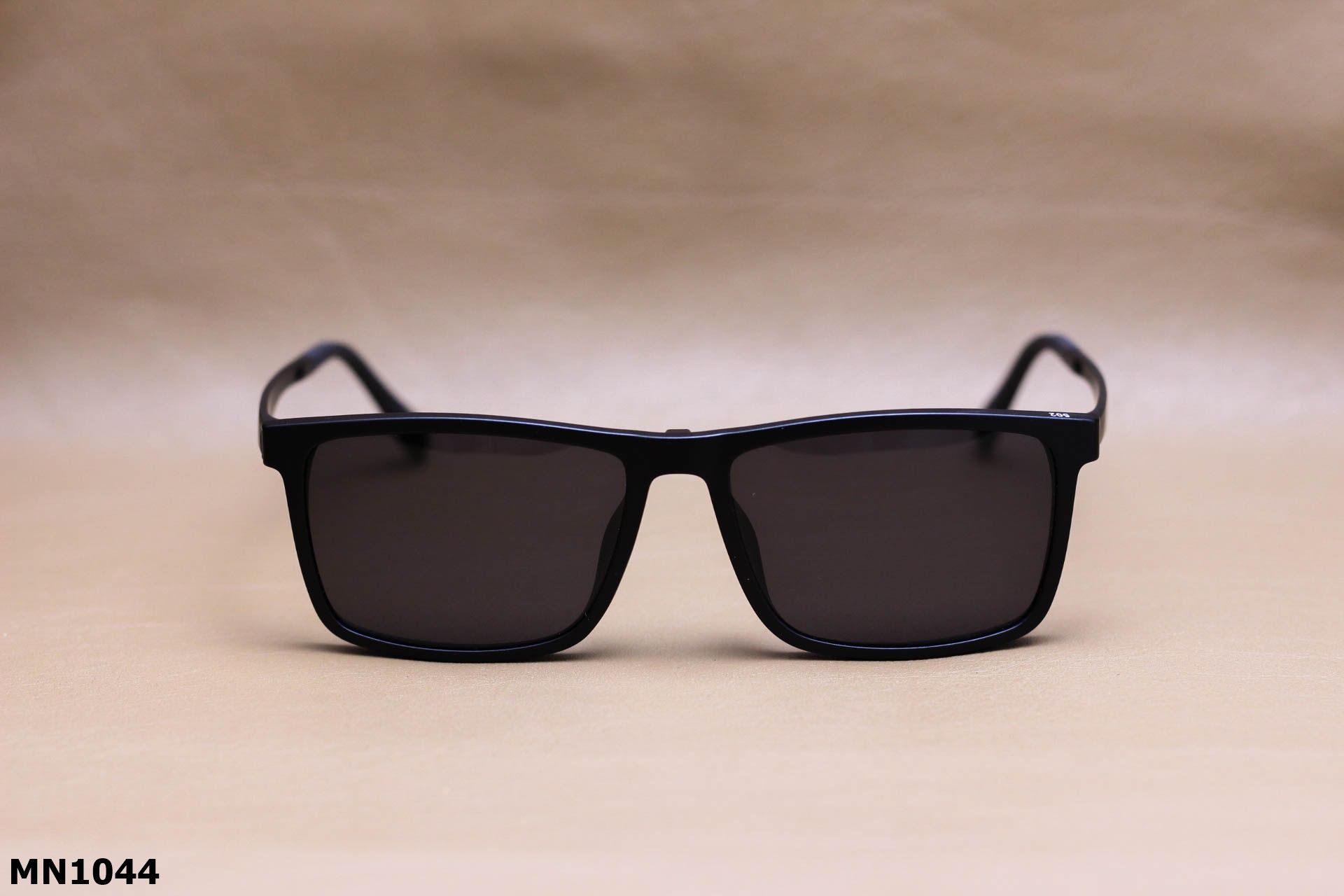 Kính Mát Thời Trang Unisex, 4 Trong 1 Nhựa Cao Cấp - MN1044