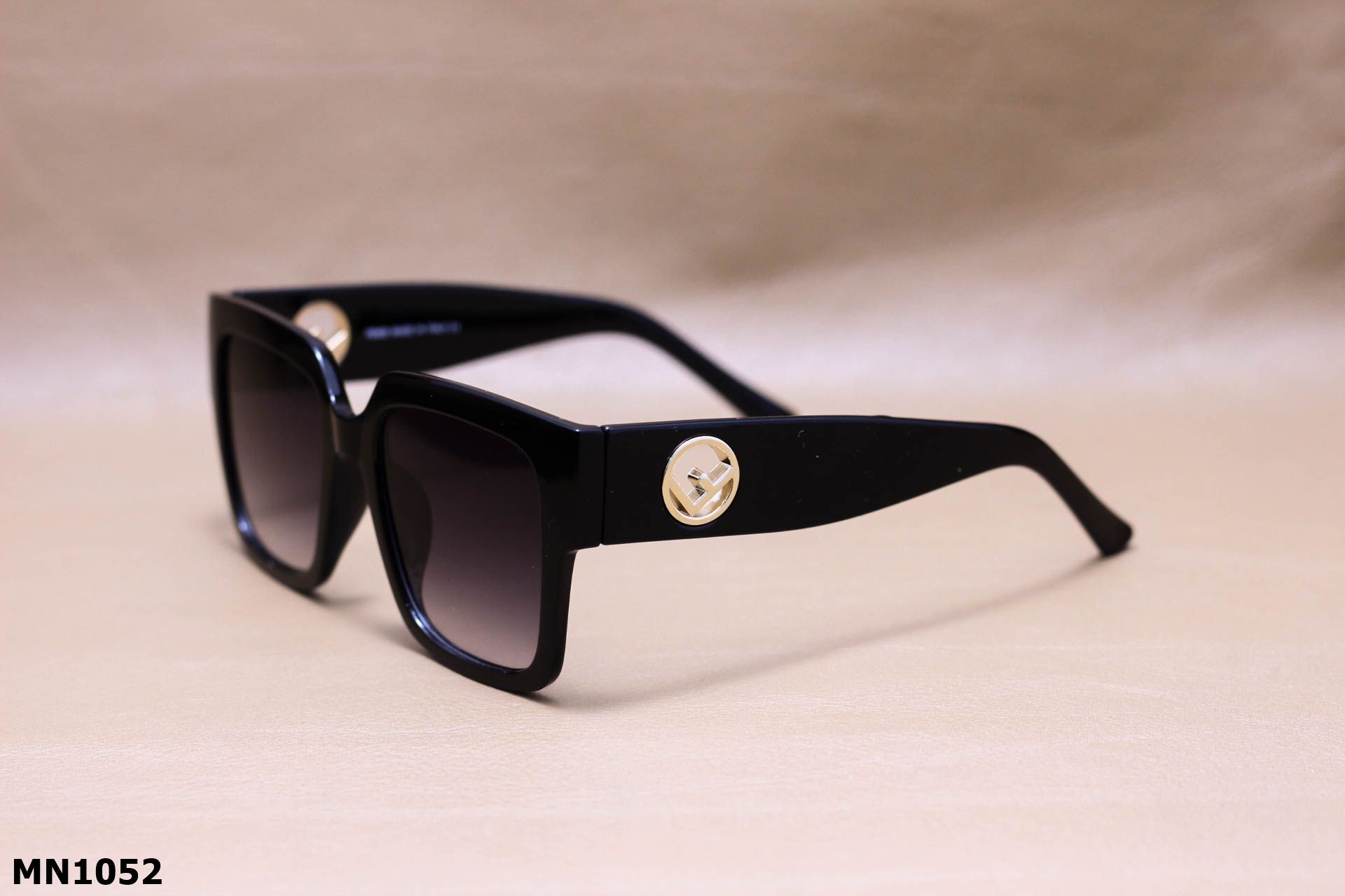 Kính Mát Thời Trang Unisex, Tròng Polycarbonate Cực Đẹp - MN1052