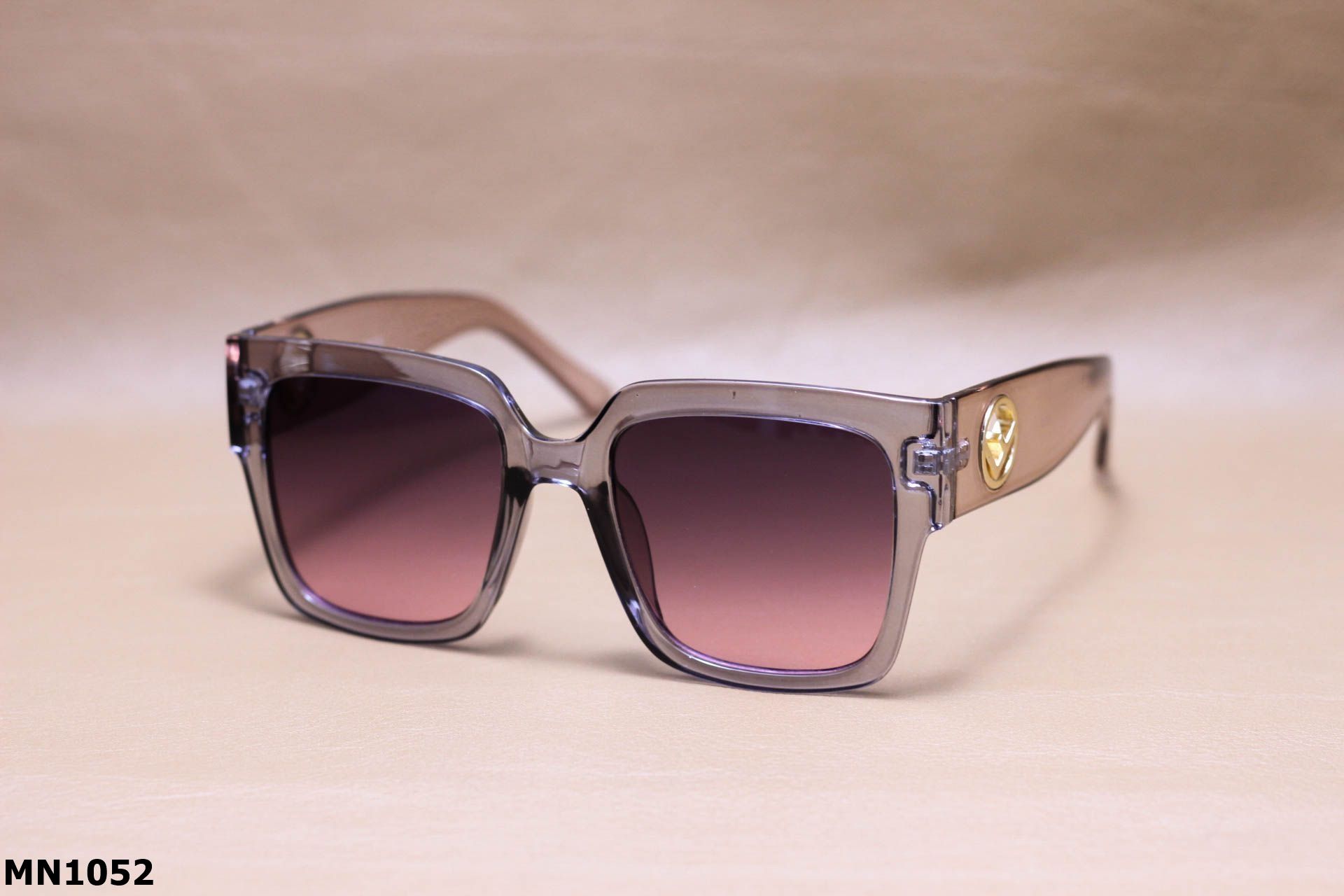 Kính Mát Thời Trang Unisex, Tròng Polycarbonate Cực Đẹp - MN1052